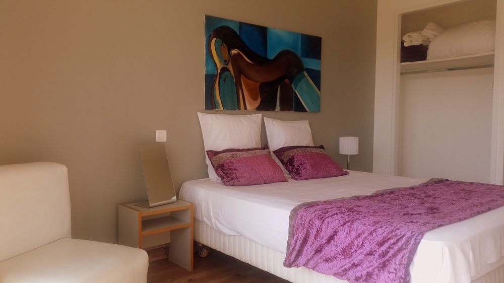 Hotel Sable Et Soleil - Port, Plage Et Jacuzzi Prive Fréjus Екстериор снимка